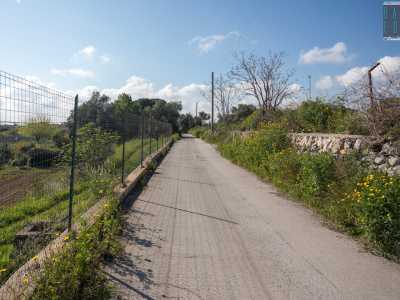...per ritrovarci dopo pochi metri in aperta campagna